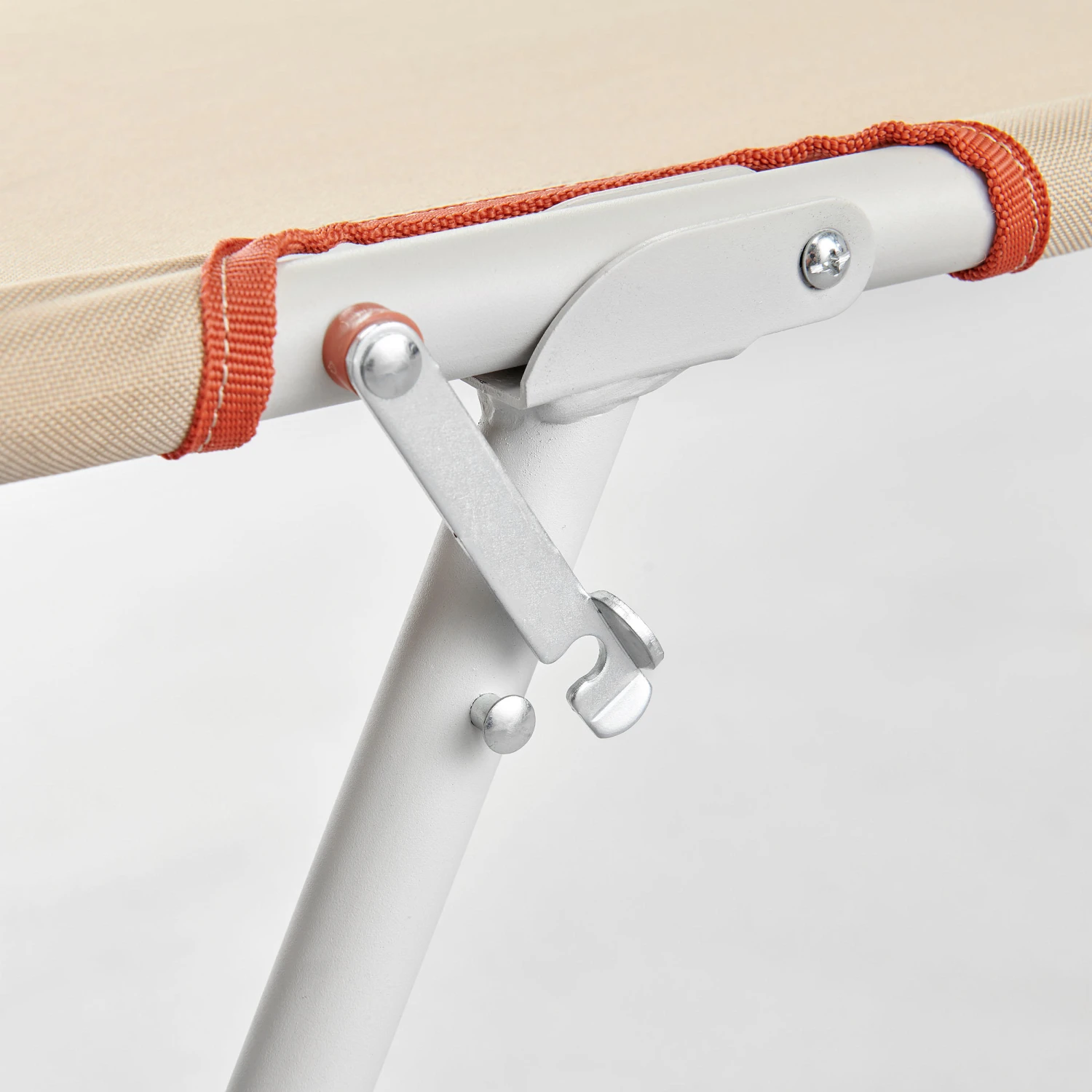 Quechua CAMP BED FOR CAMPING - CAMP BED SECOND 65 CM - 1 PERSON 8 Quechua CAMP BED FOR CAMPING - CAMP BED SECOND 65 CM - 1 PERSON - Image 8