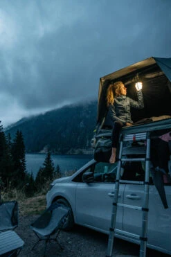 Quechua INFLATABLE ROOF TENT MH900 FRESH & BLACK 2 PERSON -Camp Haven Sales k2b48ce94f6facda1604041d474506d21