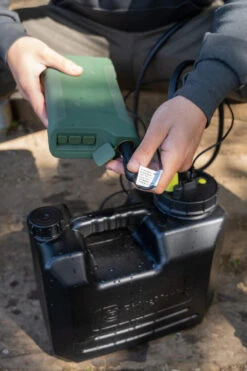 RidgeMonkey Outdoor Power Shower (Full Kit) (RM507) -Camp Haven Sales k2b580bc4c563bc55cf211e74fe44601c