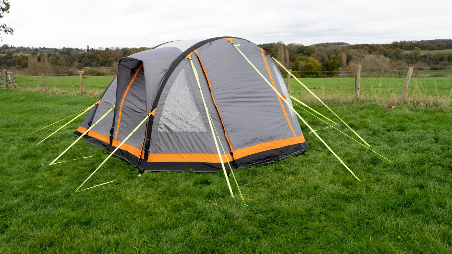 OLPRO Abberley XL Breeze 4 Berth Inflatable Tent 2 OLPRO Abberley XL Breeze 4 Berth Inflatable Tent - Image 2
