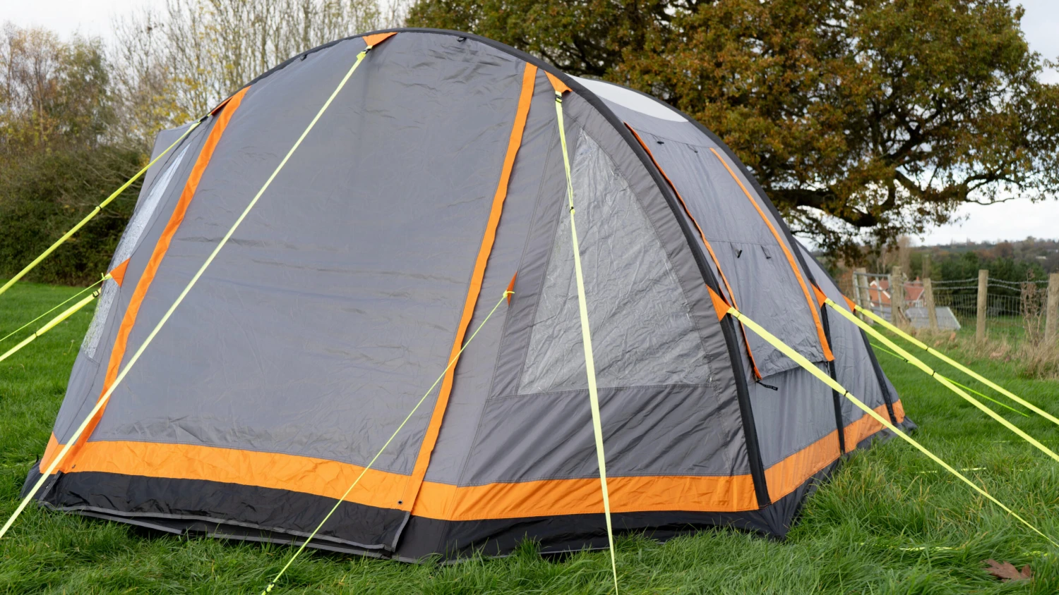 OLPRO Abberley XL Breeze 4 Berth Inflatable Tent 6 OLPRO Abberley XL Breeze 4 Berth Inflatable Tent - Image 6